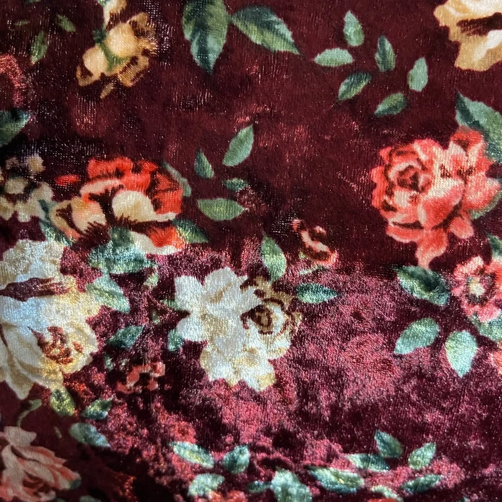 🆕🌺LULAROE MAURINE Floral Velvet Dress🌺 - Picture 9 of 14
